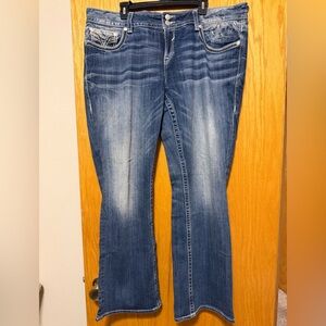 Vigoss Women's Faded Blue Bootcut Jeans w/embellishments Size 20 Long